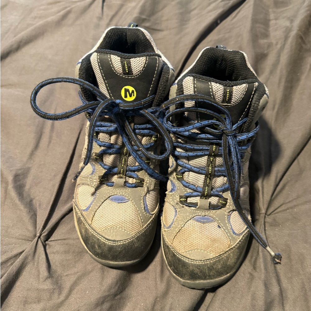 Kids Merrell Gray and Black Hiking Shoes